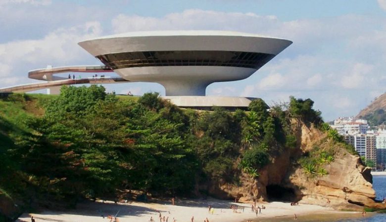 چطور اسکار نایمییر معماری برزیلی را برای همیشه تغییر داد